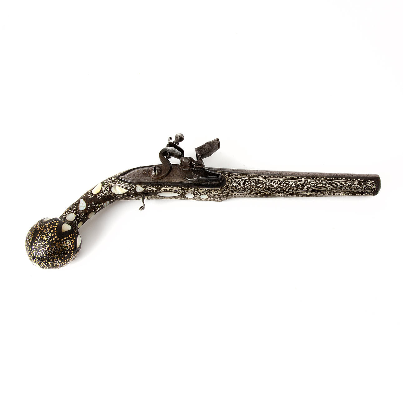 A BALKAN/Turkish FLINTLOCK PISTOL, 19th century.