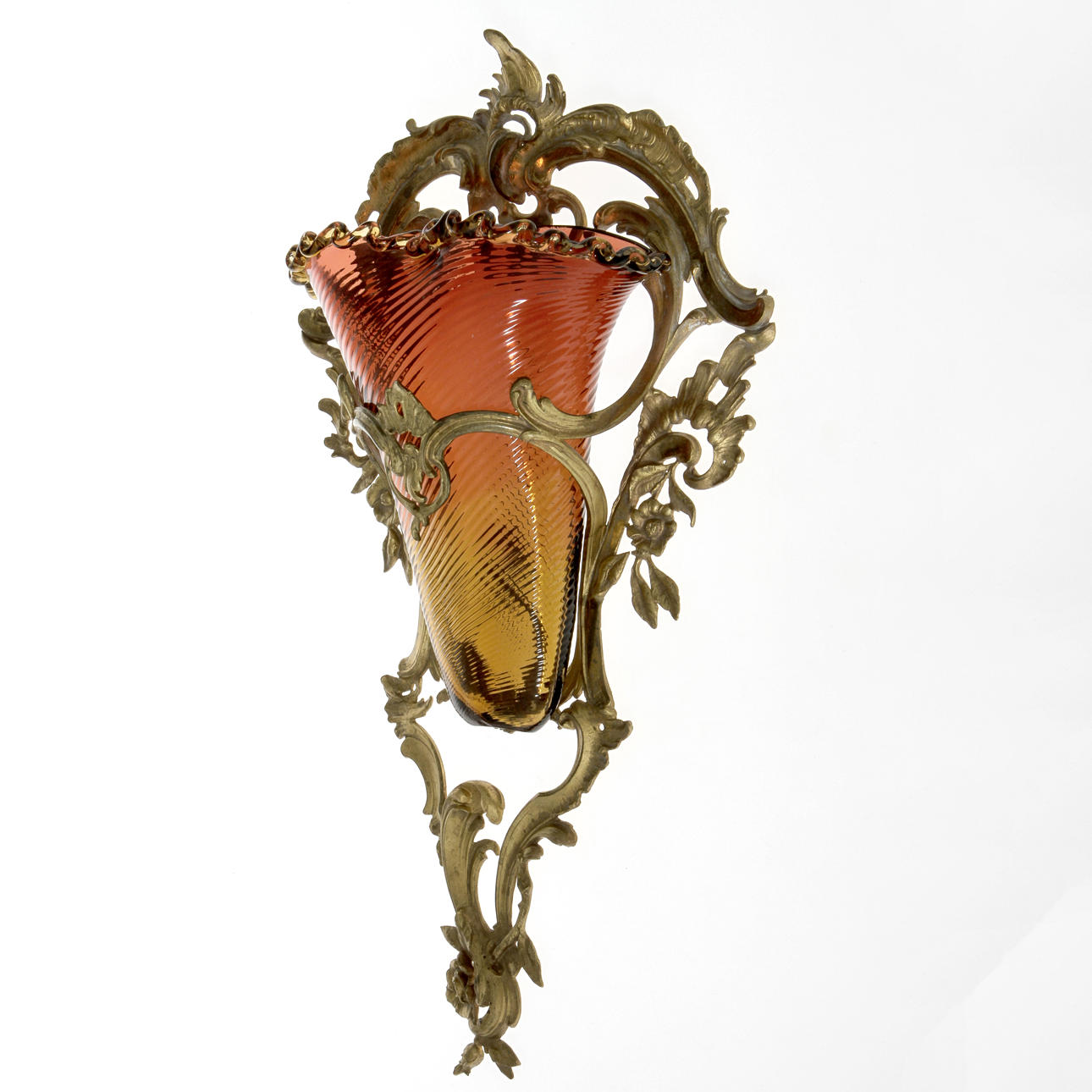 VAS för vägg, rokokostil.