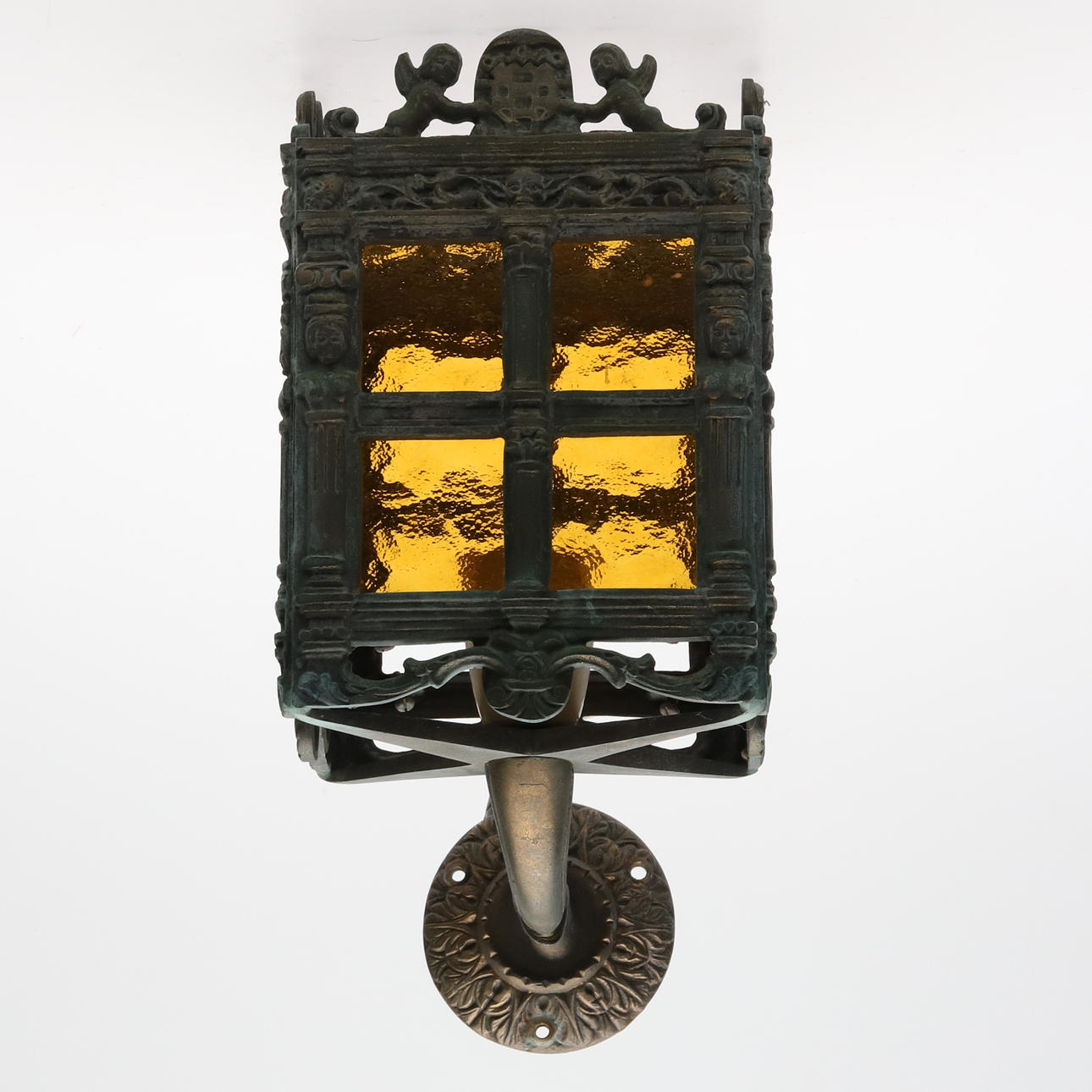 EXTERIOR LIGHTING, BRONZE, GLASS.