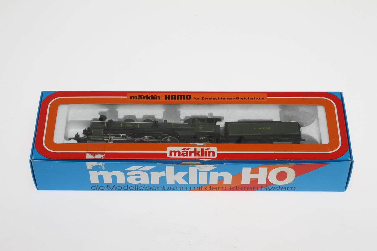 MODELLTÅG MÄRKLIN/HAMO 8392 S 3/6 ånglok för likström i originalkartong.