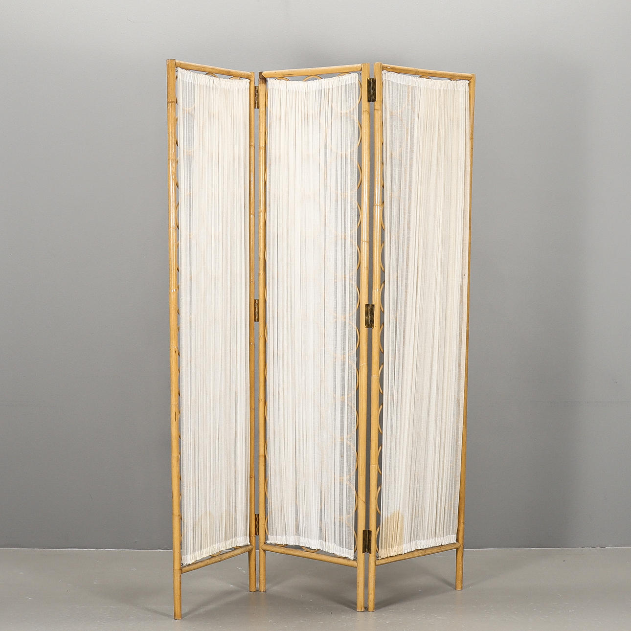 VIKSKÄRM Bambu 1900-talets mitt.