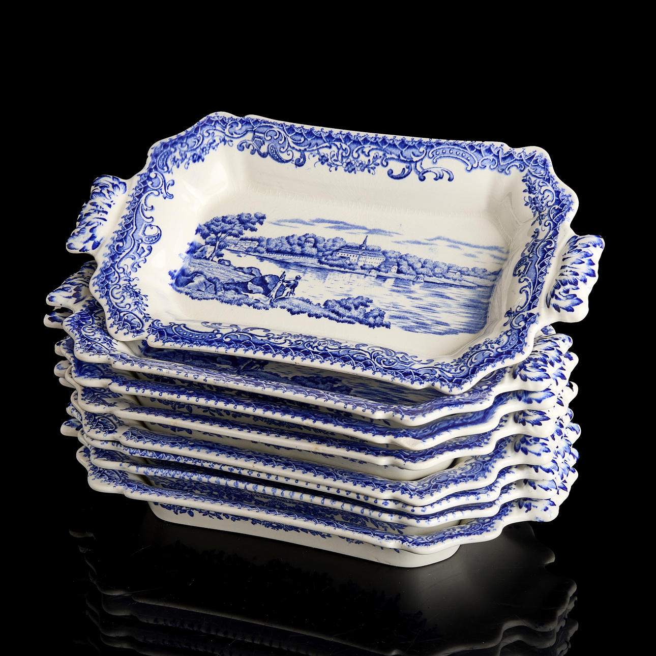 ASTIOIDEN OSAT. 8 kpl, ”Skånska Slott”, Rörstrand, flintware.