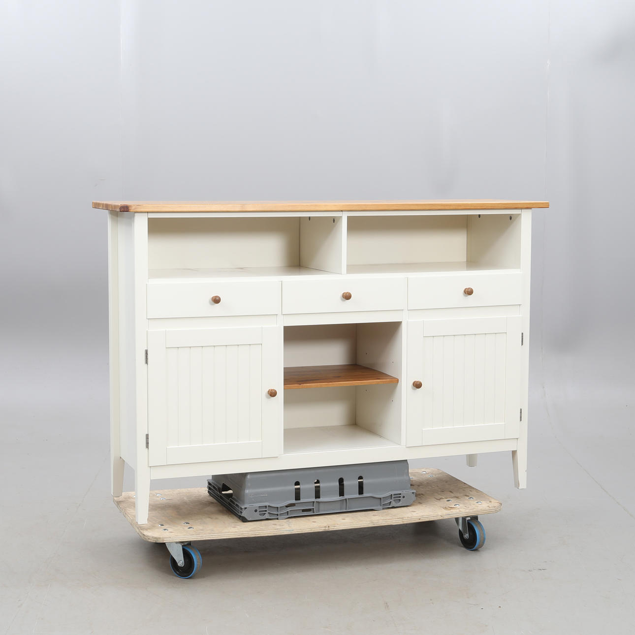 SIDEBOARD, furuskiva, 19/2000-tal.