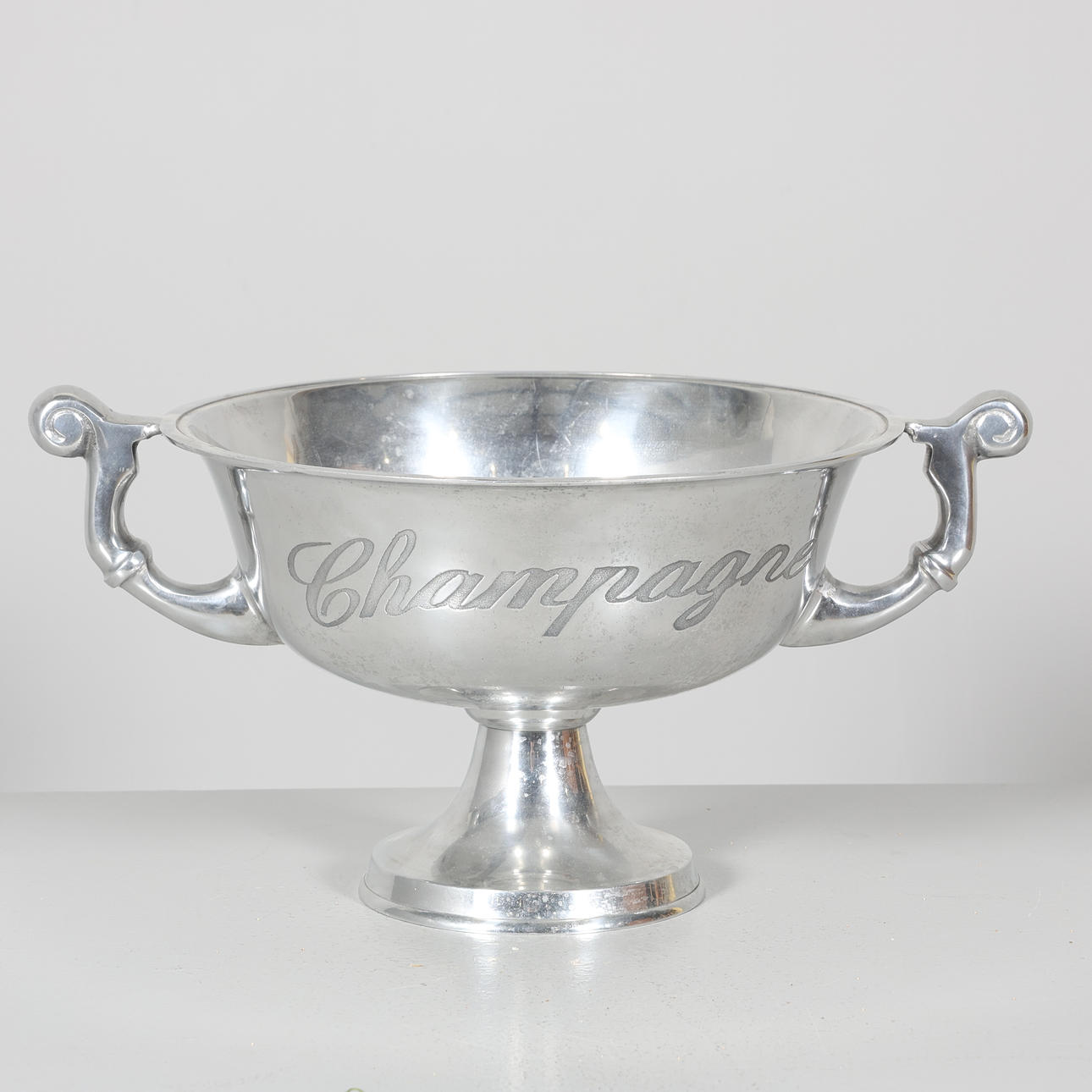 CHAMPAGNEKYLARE, metall.