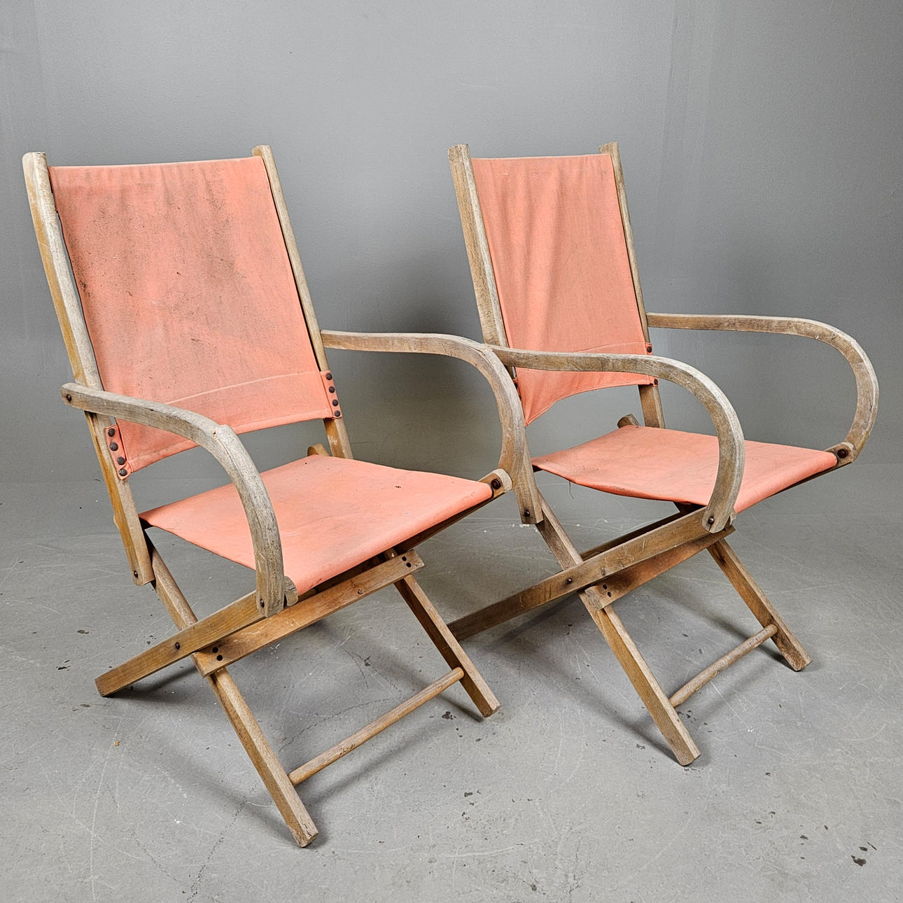 Et par liggestole, midten af det 20. århundrede.