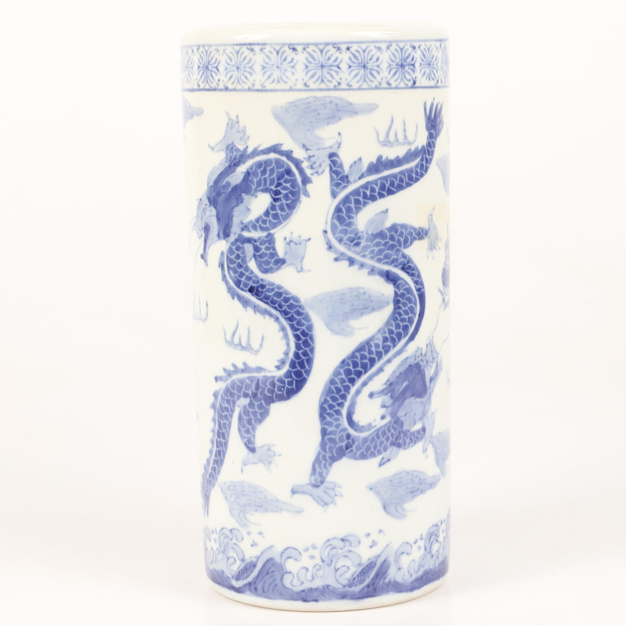 PENSELVAS, porslin, Kina, 1900-tal.