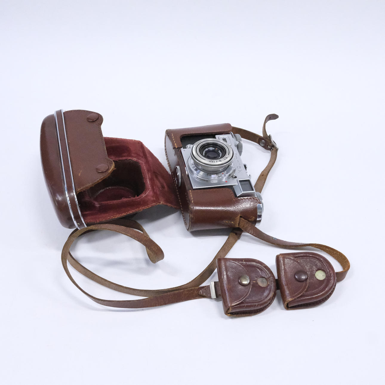 KAMERA. ZEISS IKON. „CONTAX“.