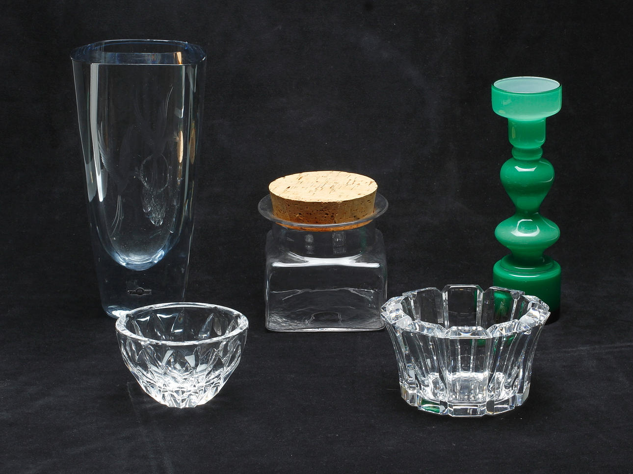 GLAS, 5 delar, bland annat Strömbergshyttan, Kosta, Orrefors.