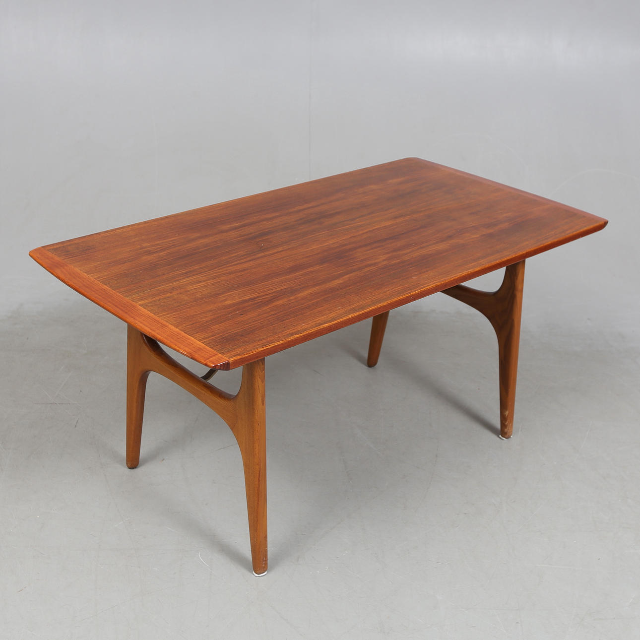 A mid-20th century Westbergs coffee table.