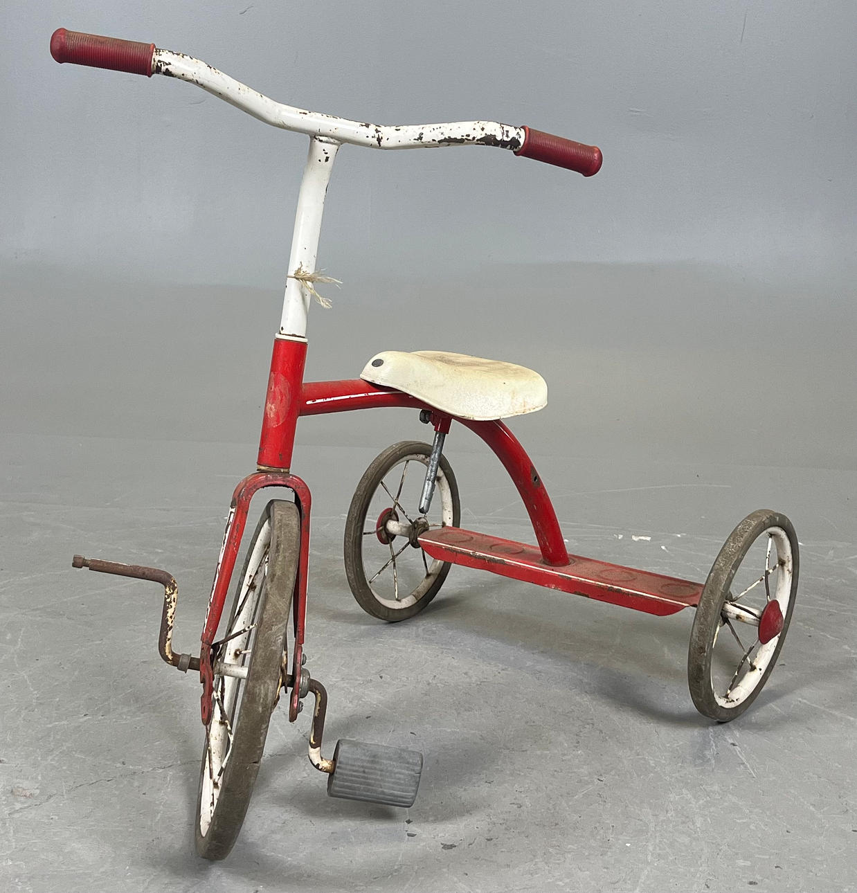 A 1950s/60s tricycle.