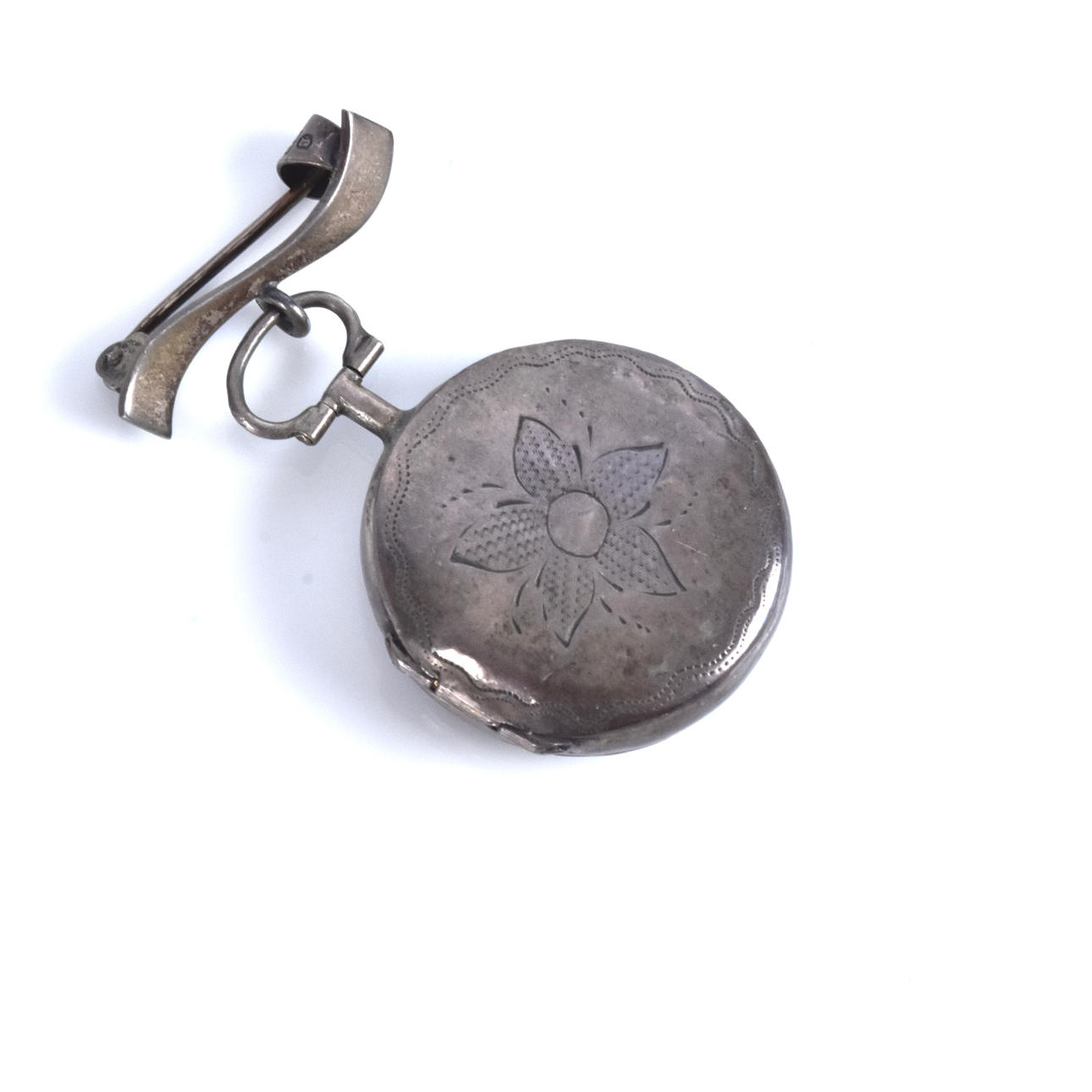 BROCHE, kasse/etui, sølv 1871.