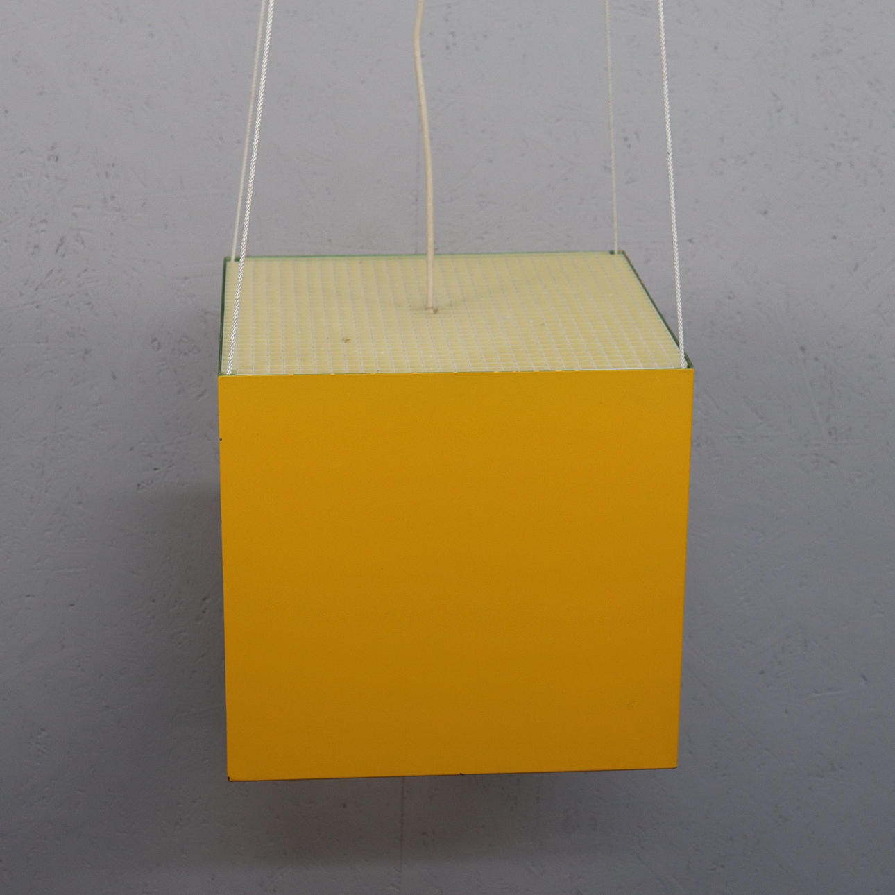 DECKENLAMPE, wohl Fagerhults, Metall mit Kunststoffgittern.