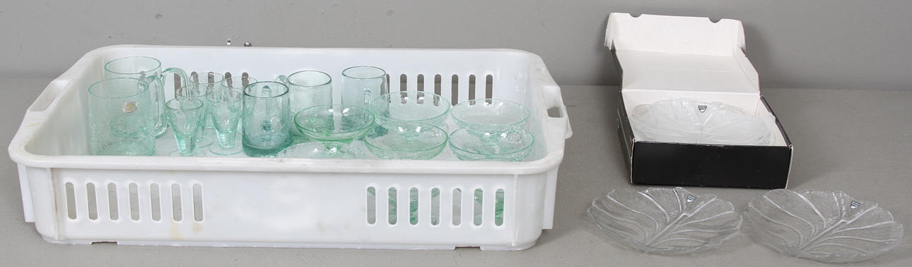 GLASFÖREMÅL, 24 delar, Åfors och Orrefors.