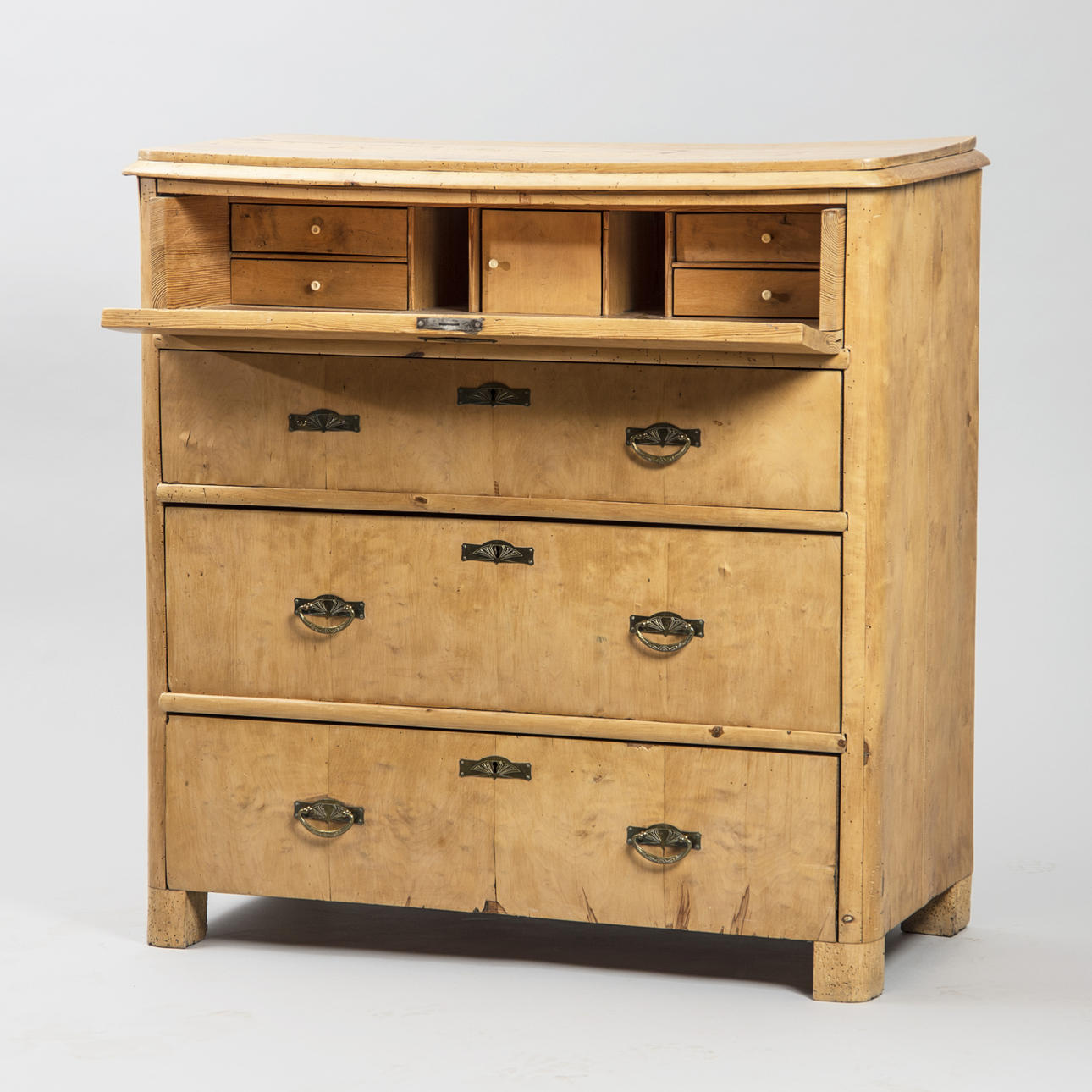 BYRÅ MED SKRIVLÅDA, björk/fur, 1800-talets andra hälft.