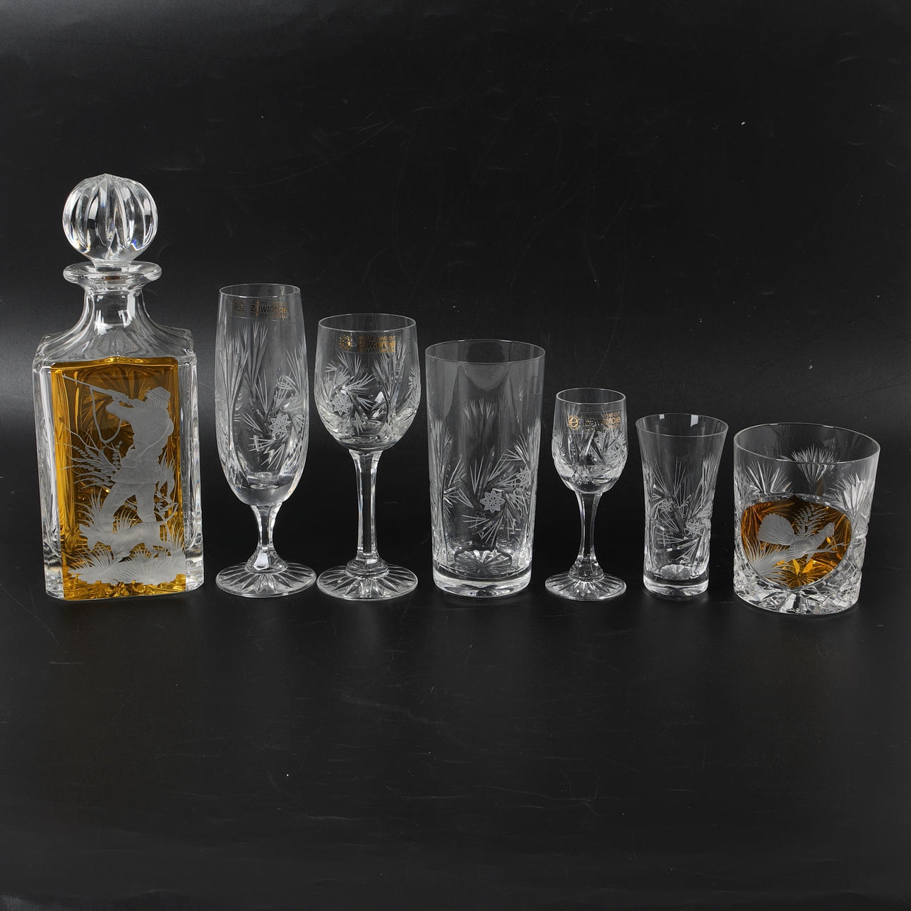 A 36-piece glass tableware set, “Aljulia”, Poland.