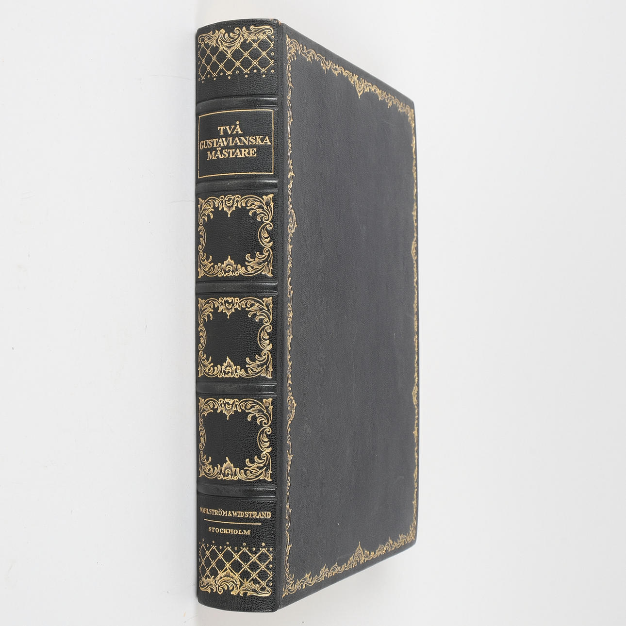 LIBRO, «Dos maestros gustavianos», Wahlström & Widstrand, Estocolmo 1925.