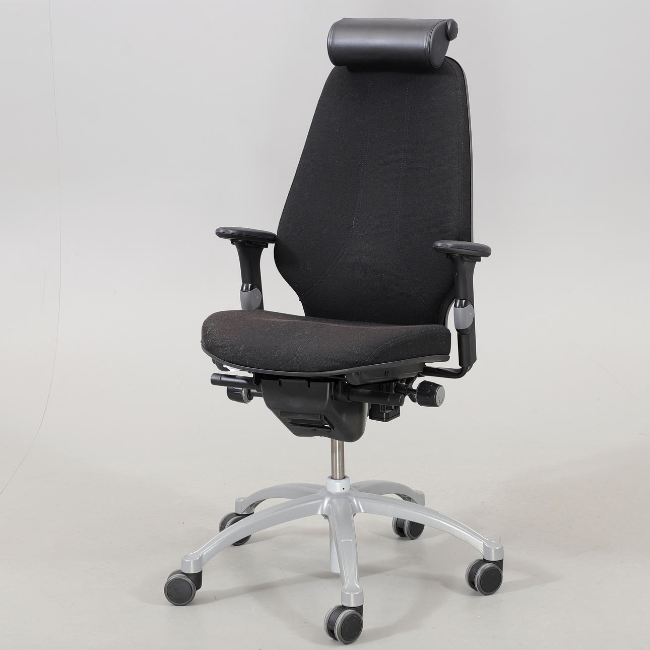 KONTORSSTOL, RH form, "RH Logic 400" 2000-tal.