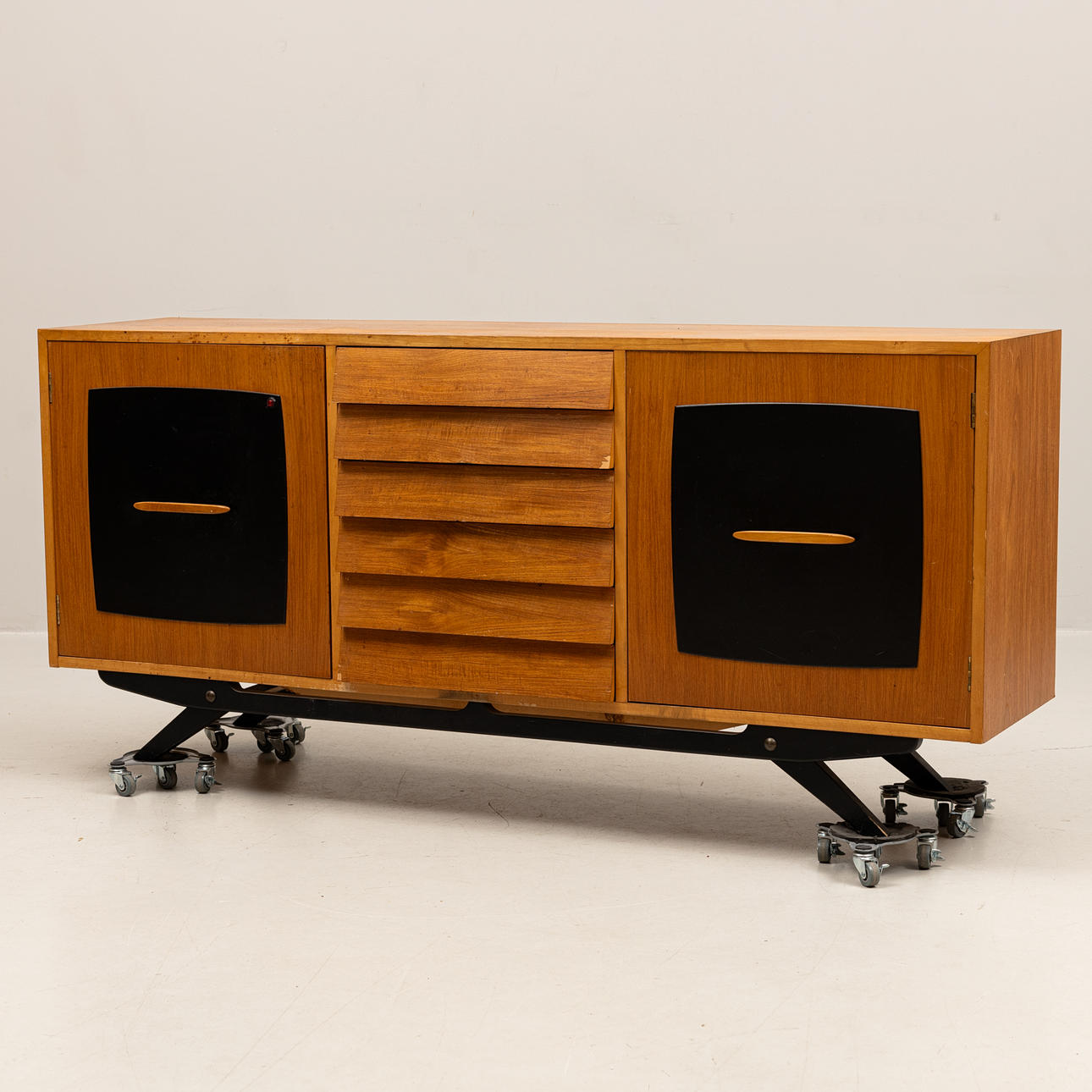 GILLIS LUNDGREN. SENKKI, IKEA, ”Forum”, 1950-tal.