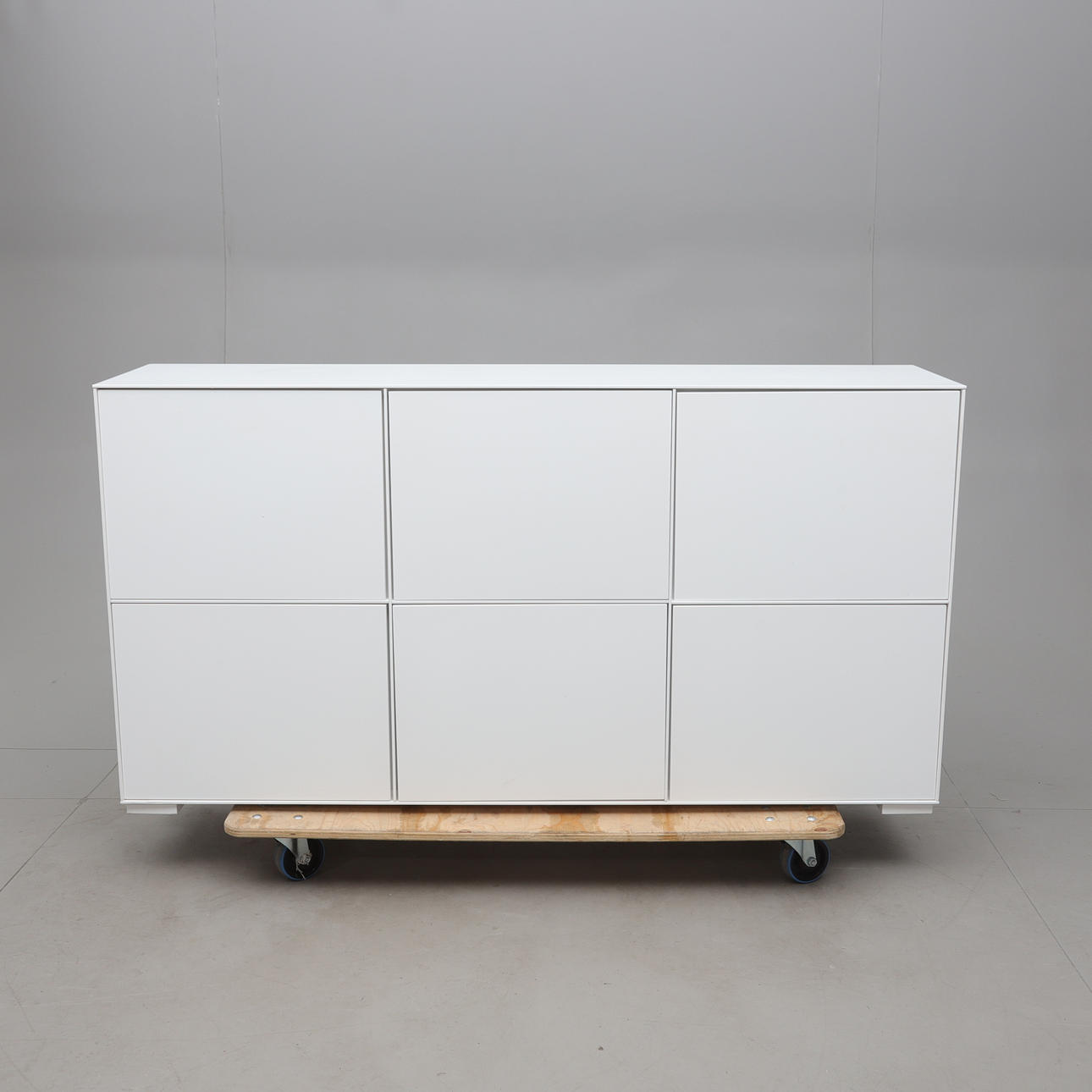 SENKKI/KAAPIT, Nykyaikainen.