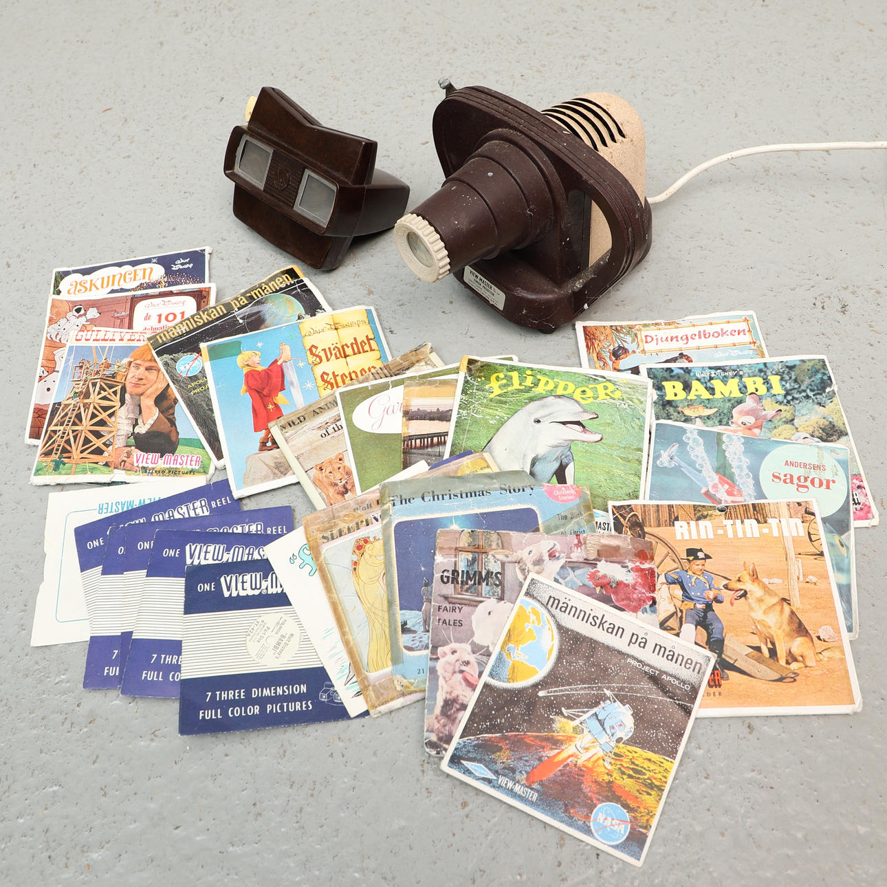 VIEW-MASTER, 2 pcs. with various picture discs, Disney etc.