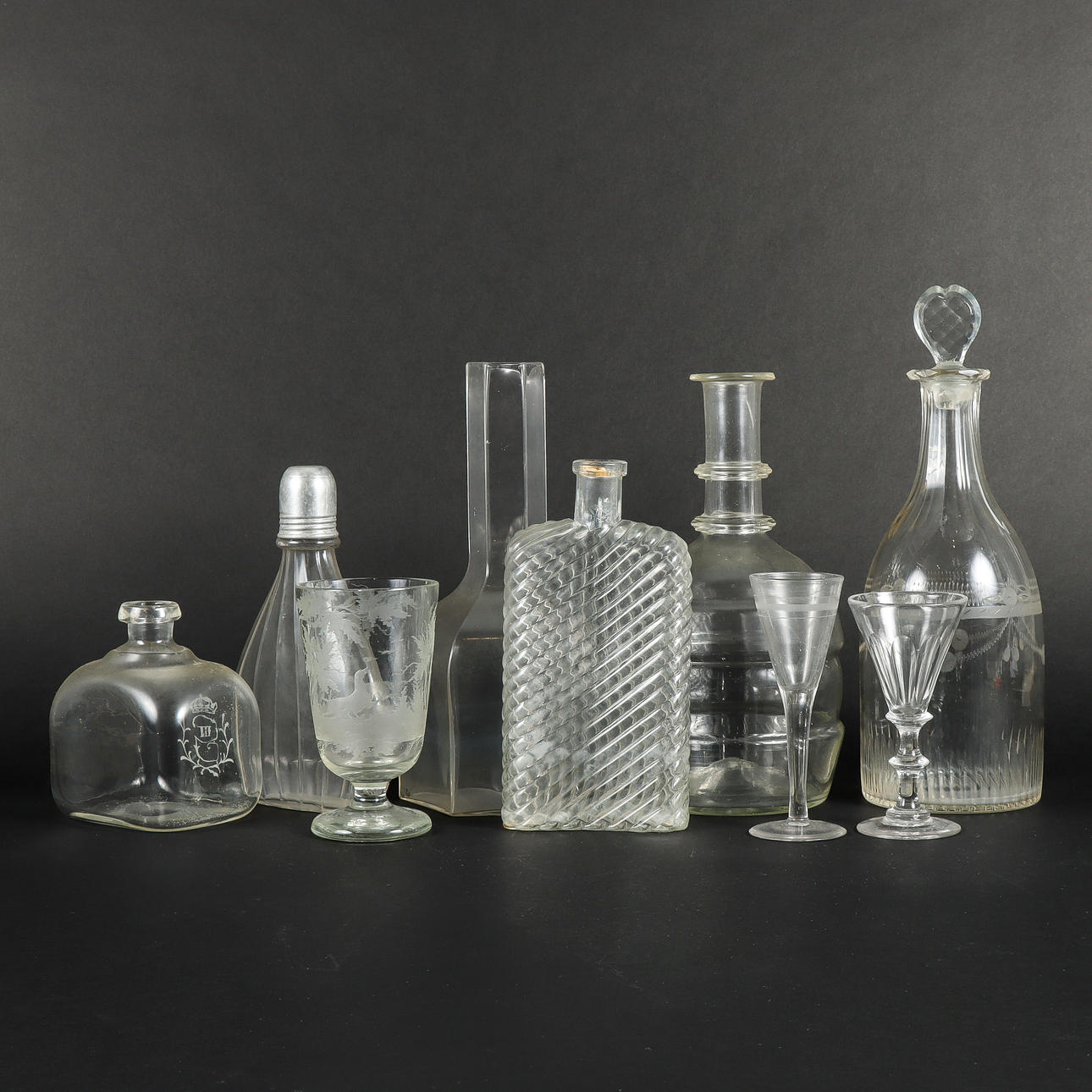 DECANTERS, PLUNGERS AND GLASSES.