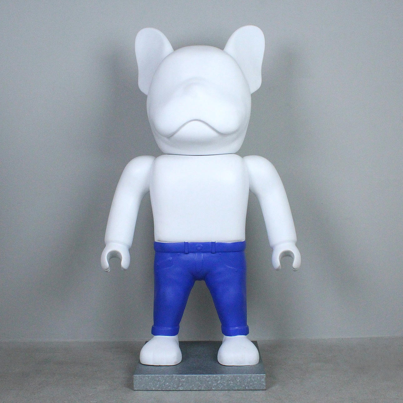 Große Skulptur / Werbefigur 'Jack & Jones Clothing'.