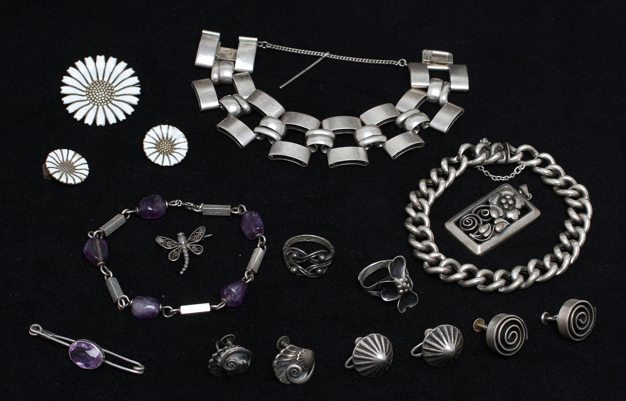 SMYCKEN, silver, bland annat Danmark, 1900-tal.