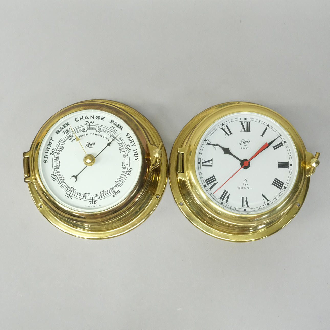 SCHATZ, RELOJ DE BARCO Y BARÓMETRO.