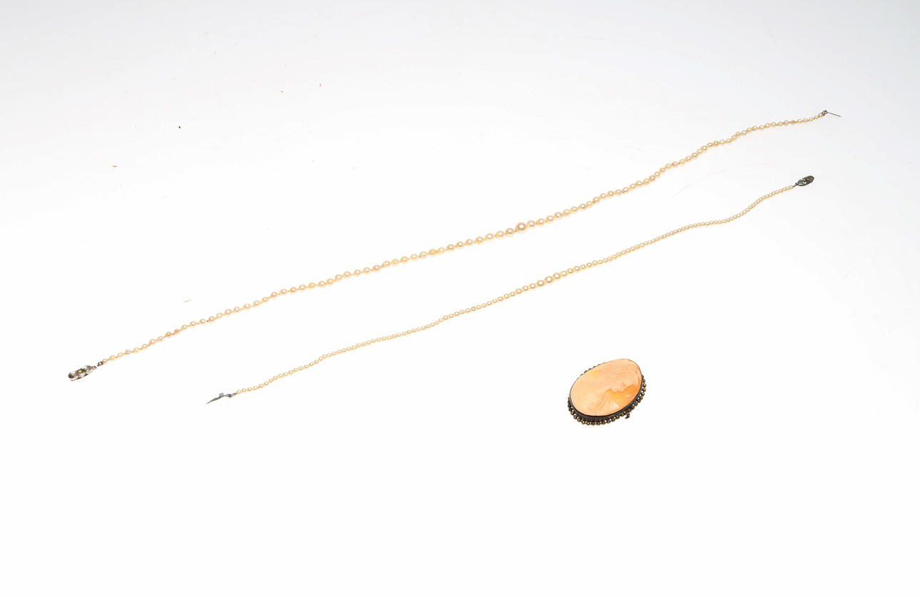 SMYCKEN, 3 delar, 18/1900-tal.