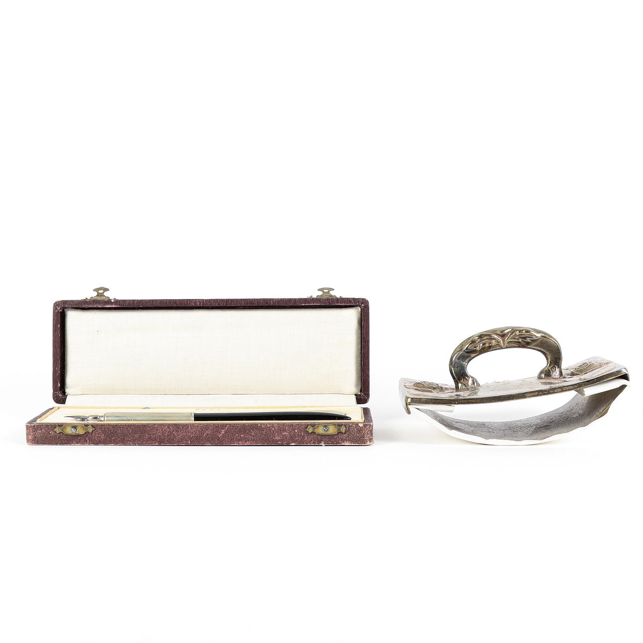 STIFT, SCHREIBWARENMESSER UND LESEPRESSE.