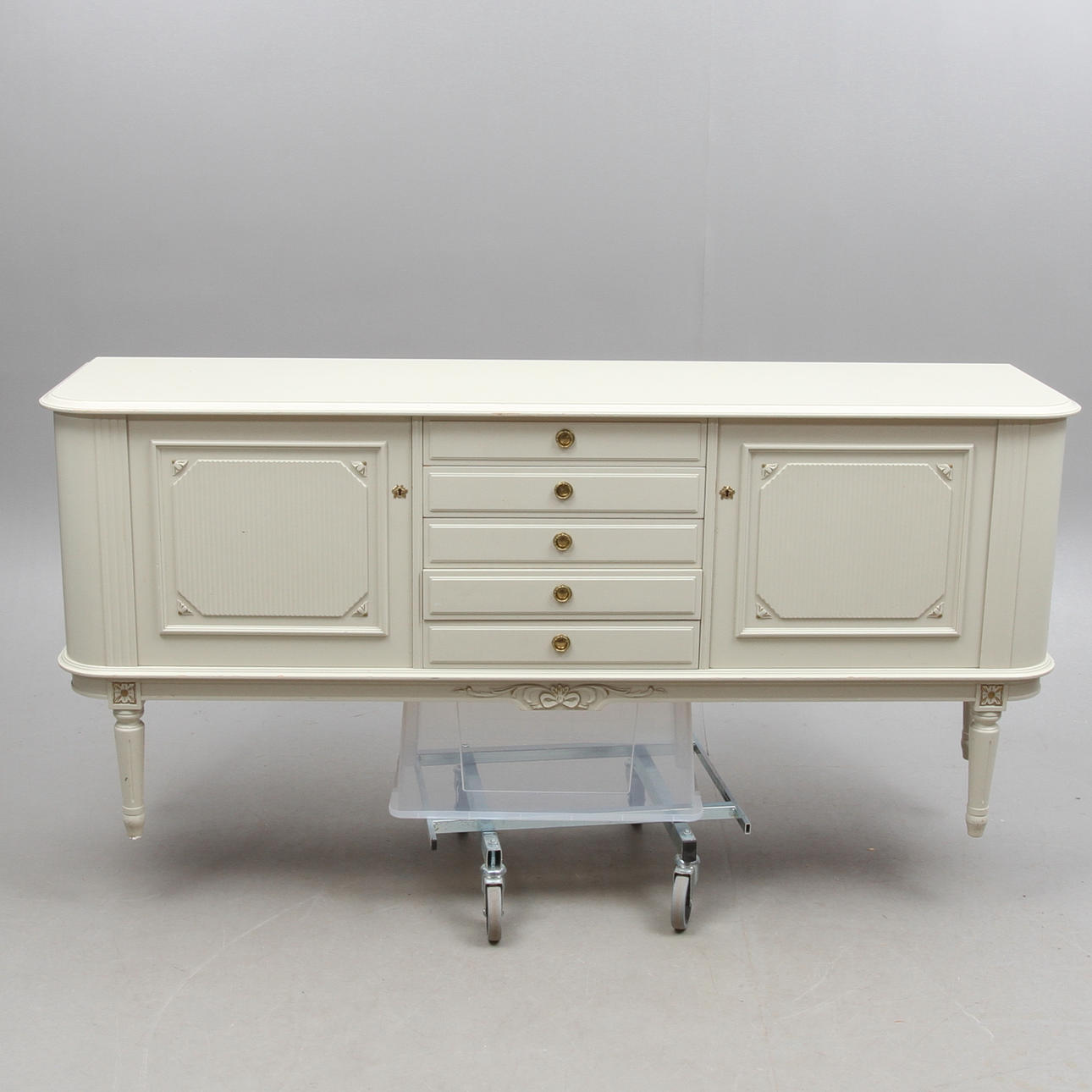 BUFFÉ, gustaviansk stil, 1900-tal.