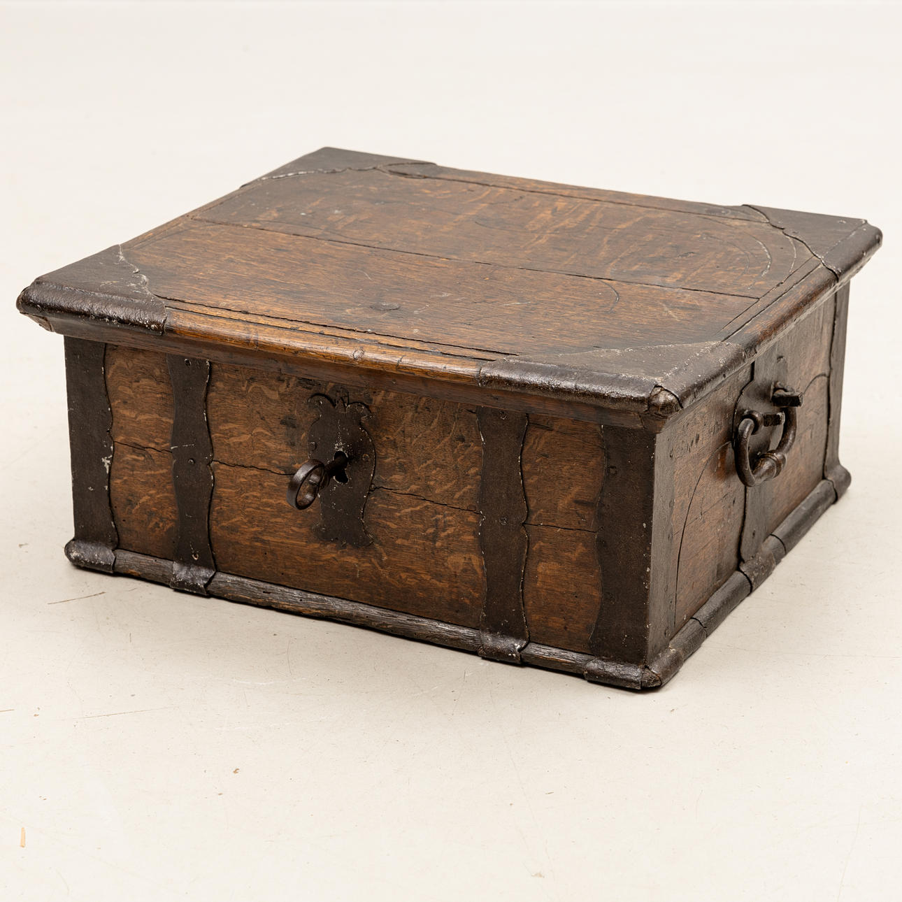 LIPASTO, 1700-luvun alku.