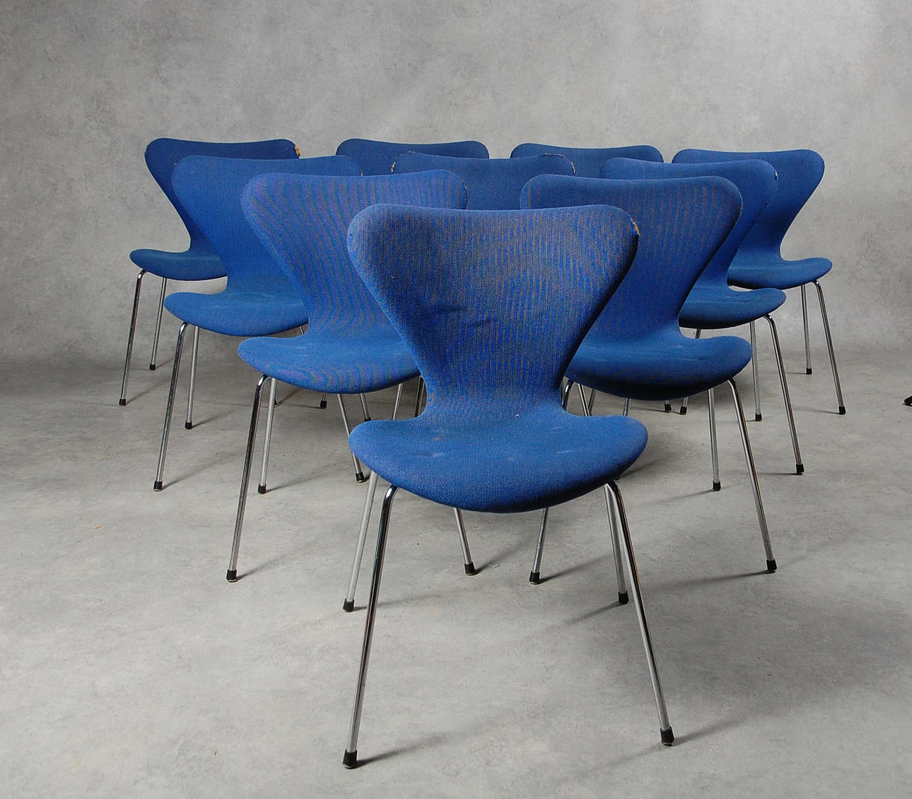 STOLAR, 10 st, " Sjuan " Arne Jacobsen, Fritz Hansen, Danmark.