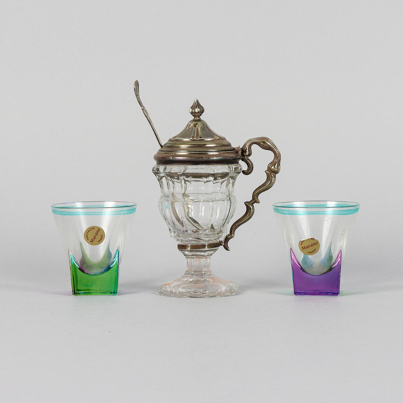 GLASS OBJECTS 4 pieces.