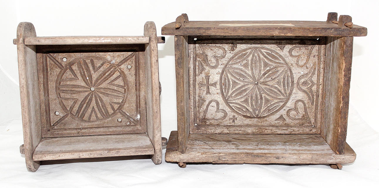 OSTFORMAR, 2 st, trä.