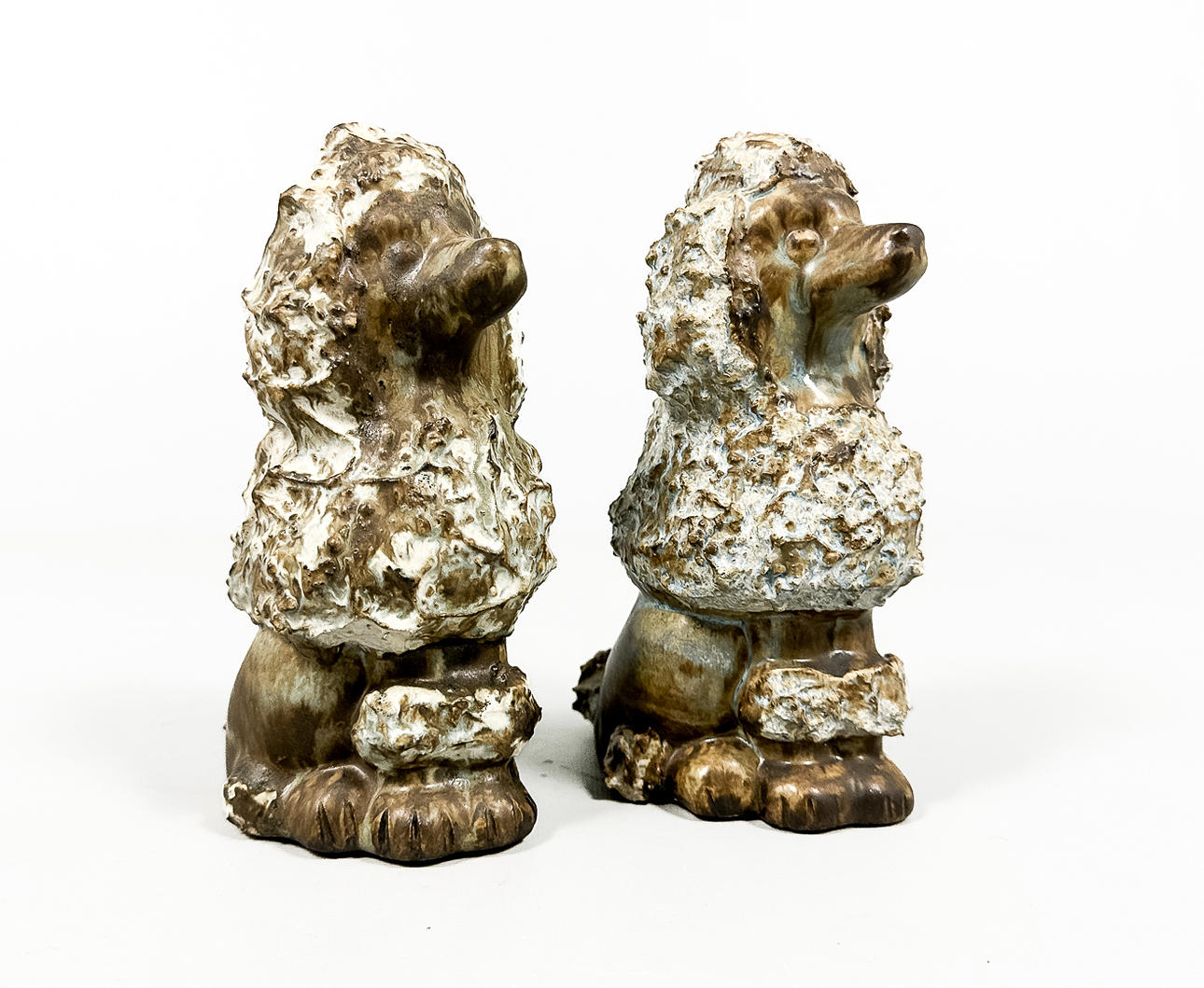 Ein Paar Steinzeugfiguren, „Pudel“, Ego Lidköping.