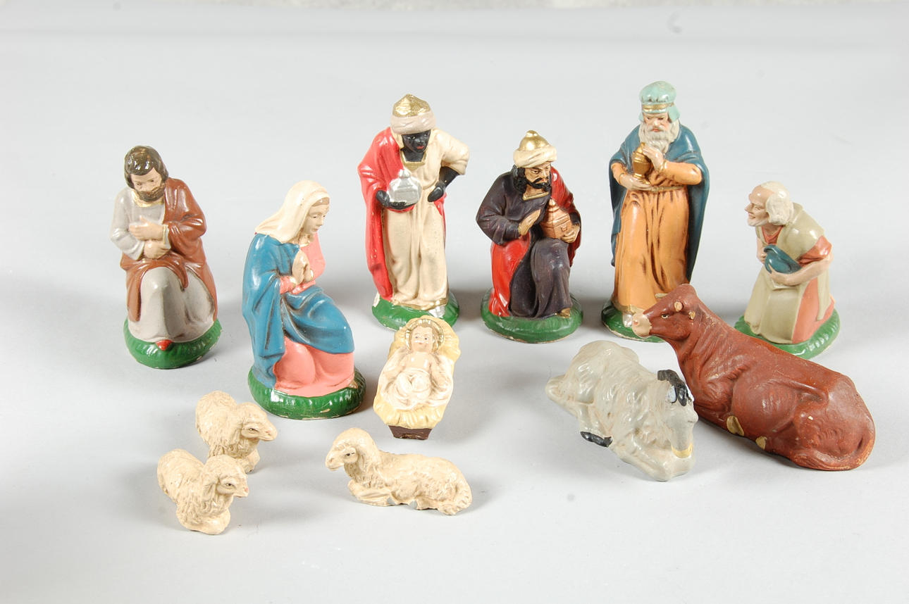 KRUBBFIGURER, 12 st, 1940-tal.