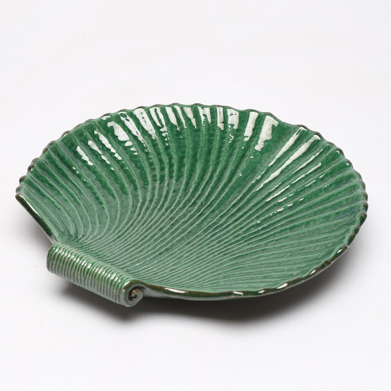 BARREL, glazed ceramic, Höganäs, shell shape.