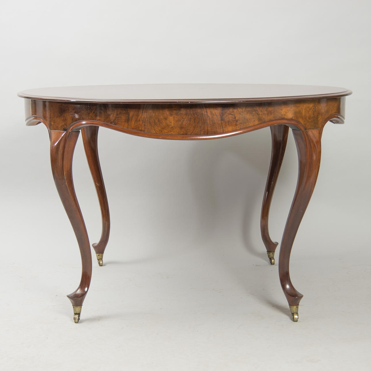 MATBORD, mahogny, nyrokoko.