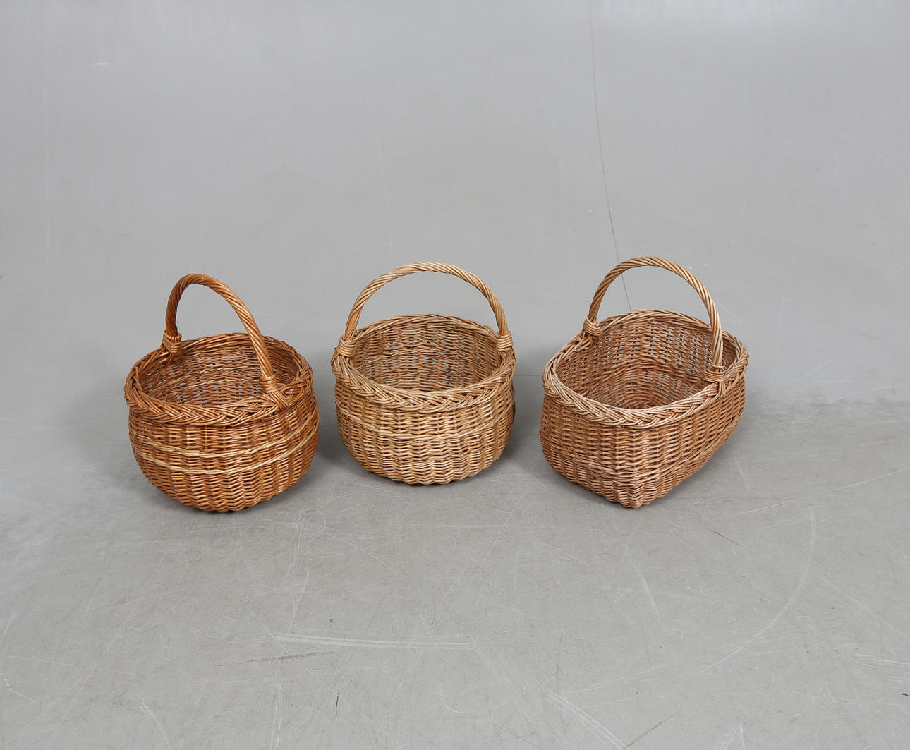 A set of 3 wicker baskets 1900 century.