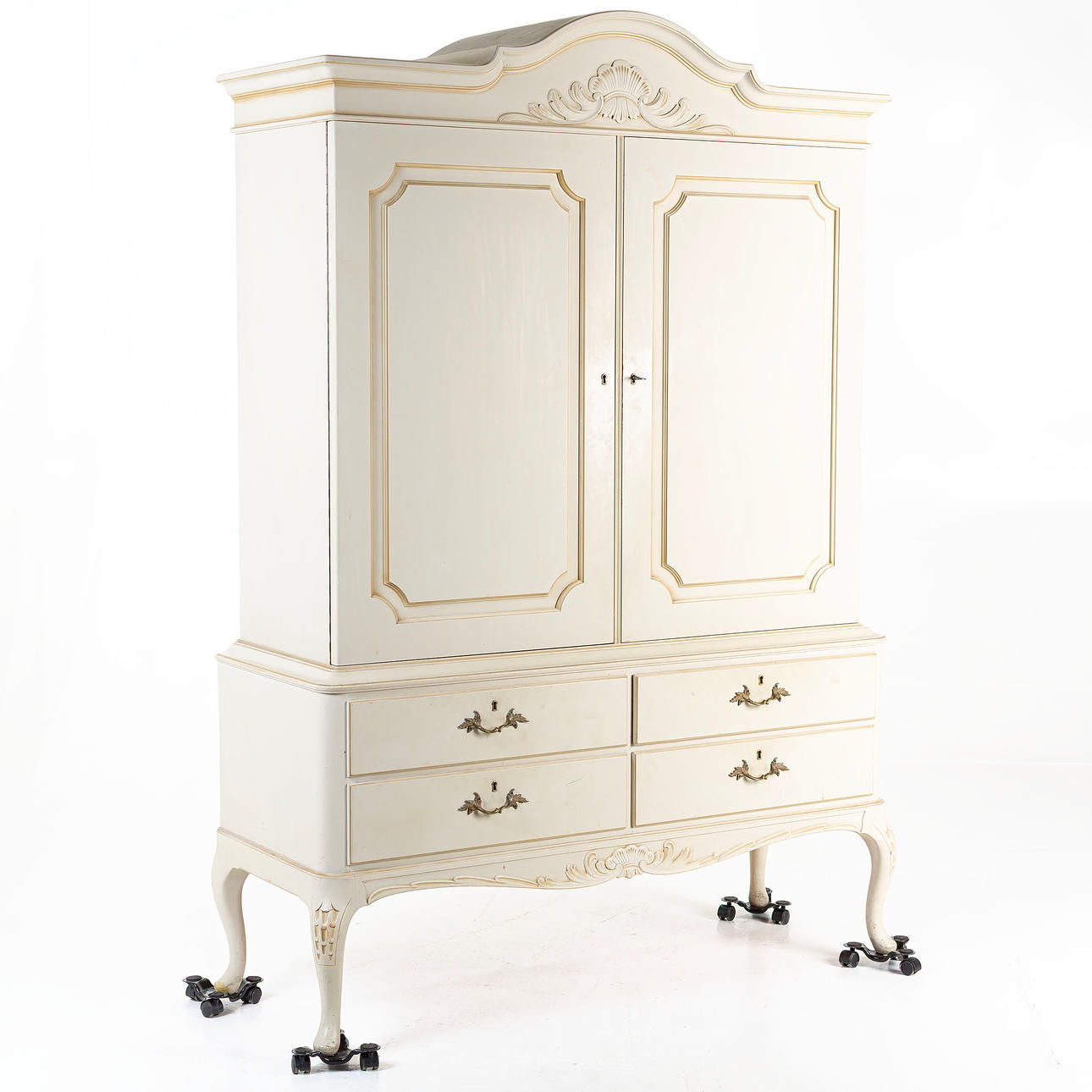 CABINET, bondrococo style.