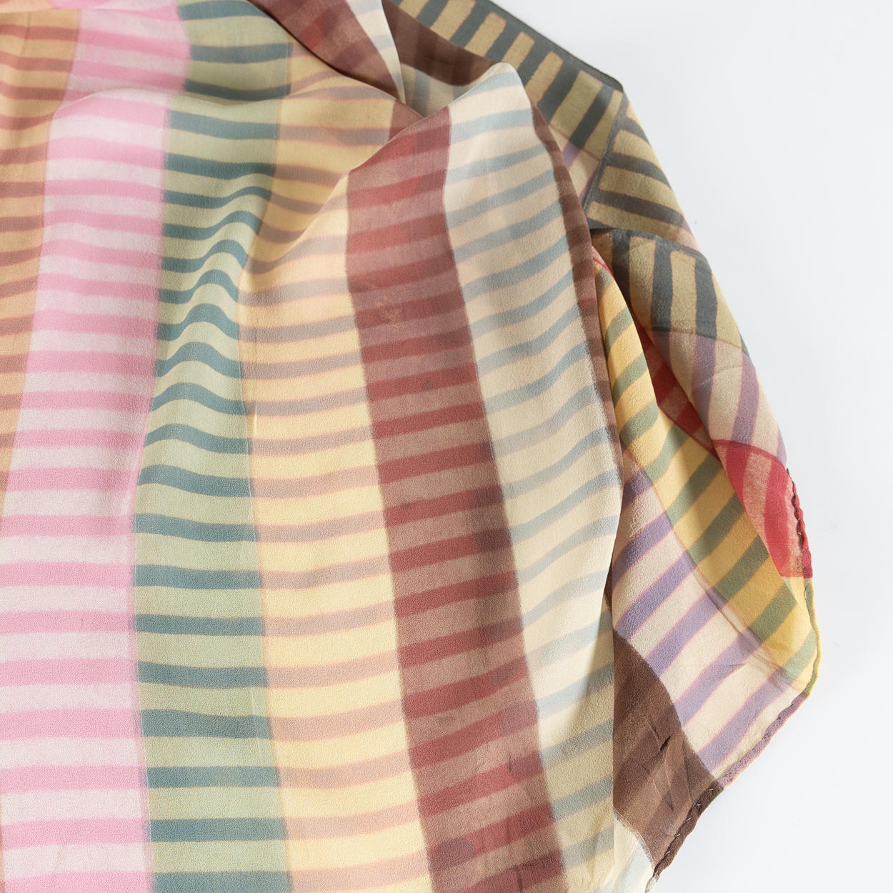 MISSONI, ein Halstuch, Vintage der 1990er.