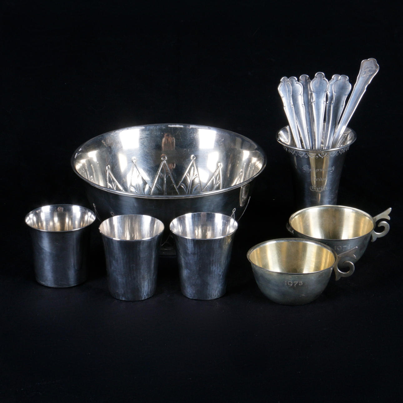 SILVERFÖREMÅL, 7 delar, 1900-tal, vikt ca 400 gram.