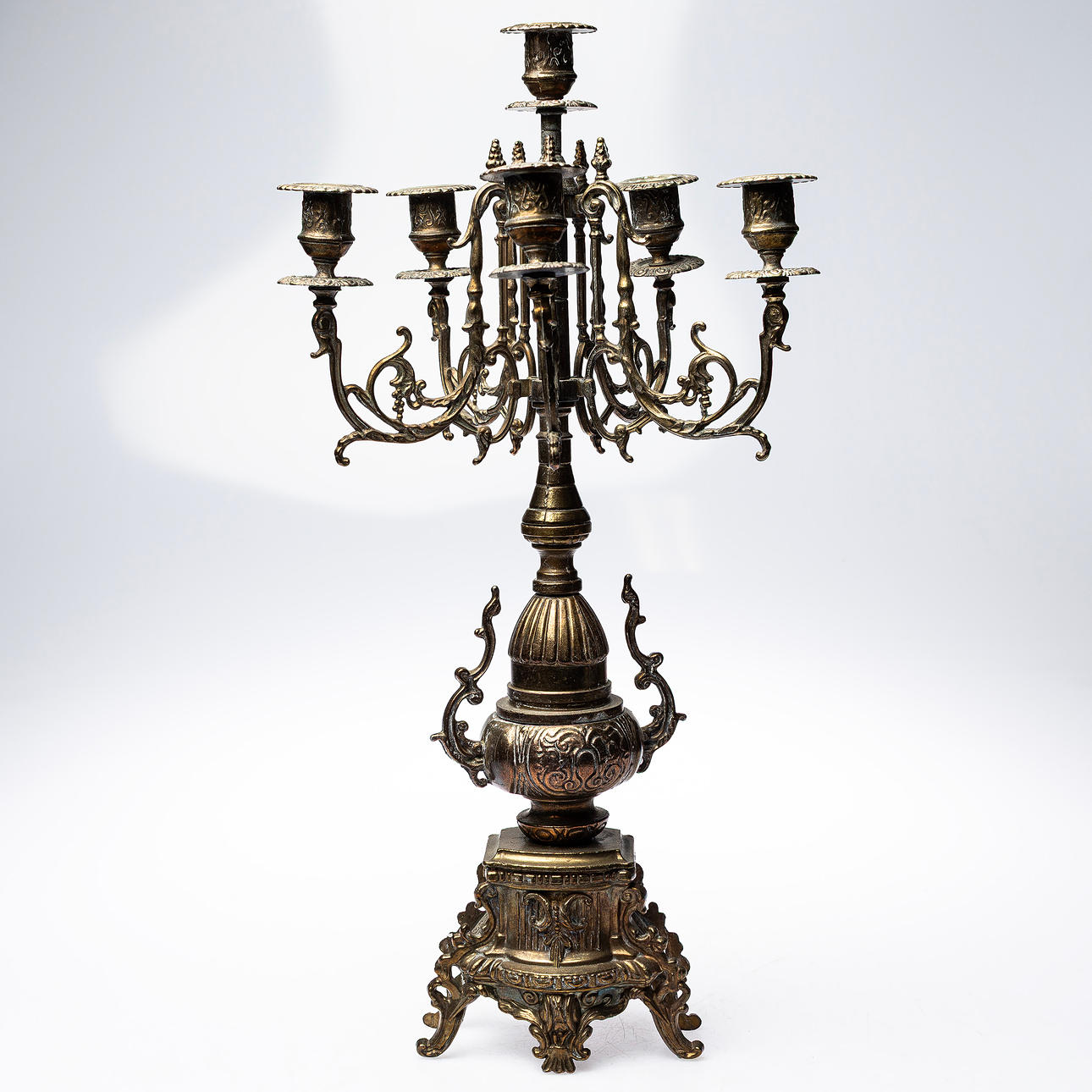 CHANDELABER for 6 candles, Brass.