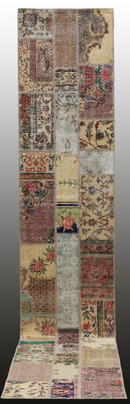 MATTA, carpet patchwork, gallerimodell, 460 x 81 cm.