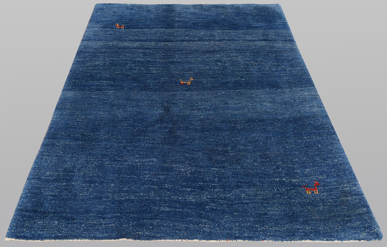 ORIENTTEPPICH. Figurales Gebbeh, ca. 192 x 139 cm.