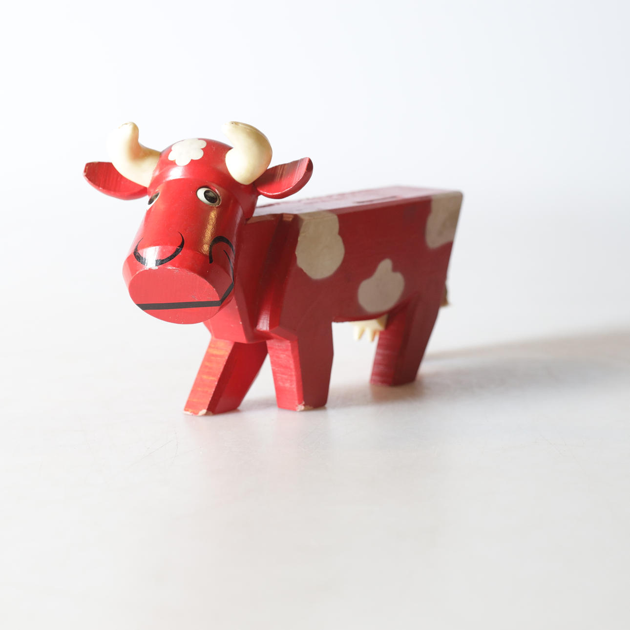 SPARBÖSSA, trä & plast, MC-kossan/Arla.