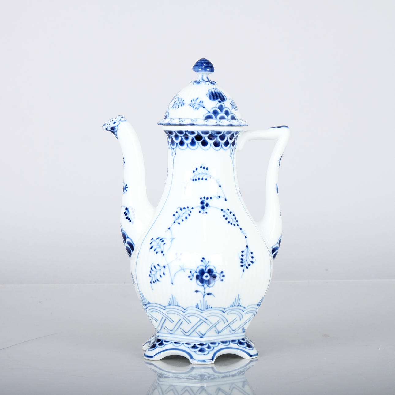 Cafetera, Royal Copenhagen, Helblond, 1202, Dinamarca.