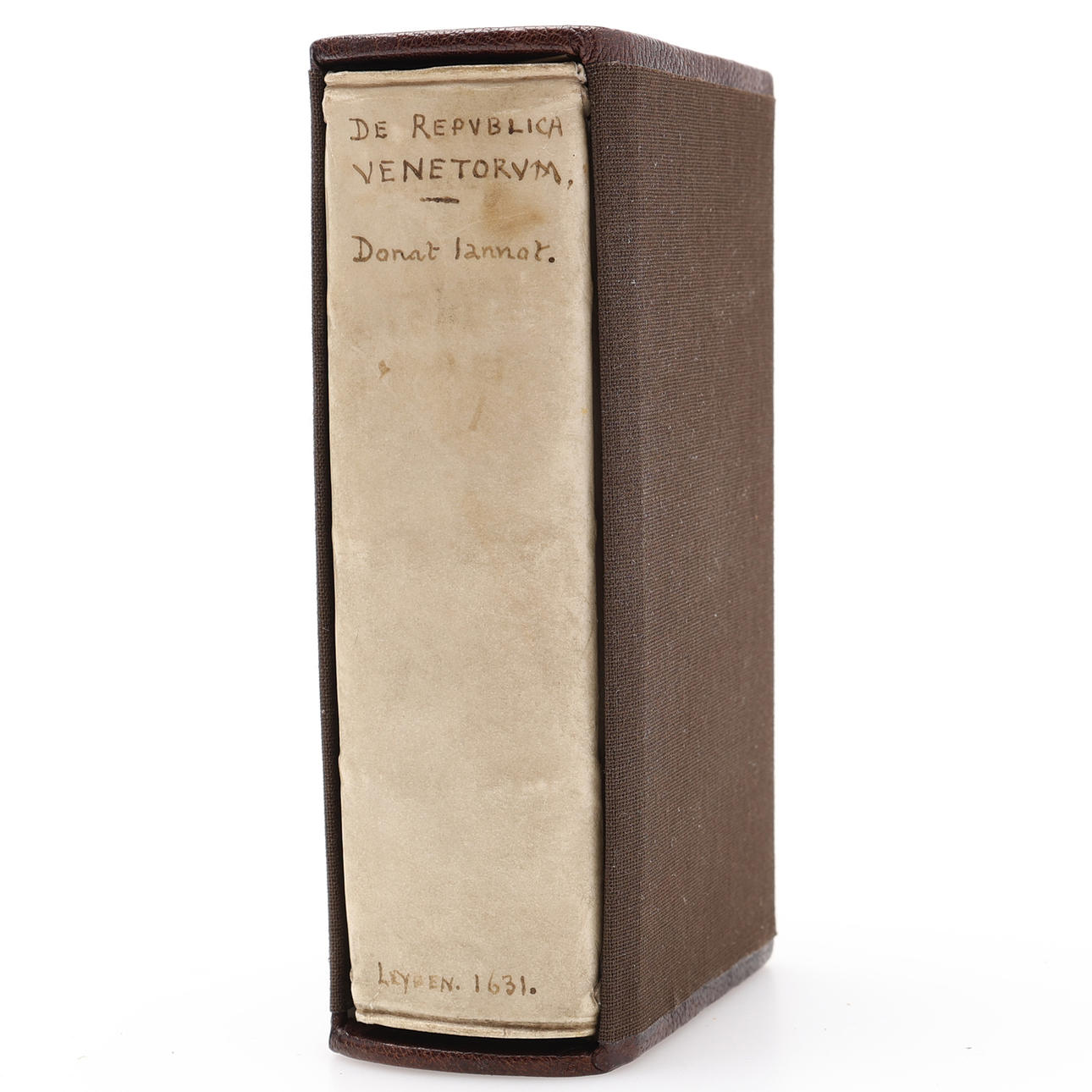 ELZEVIER. FIRST ELZEVIER EDITION OF DONATO GIANOTTO'S WORK ON VENICE IN 1631 WITH SEVEN FOLDABLE COPPER ENGRAVINGS.