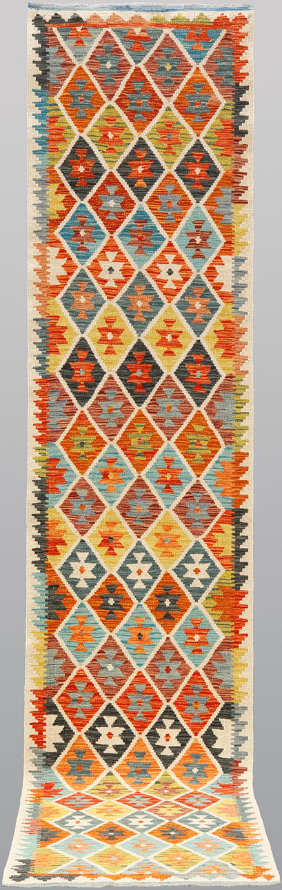 ORIENTTEPPICH. Kelim, klassisches Design, 388 x 83 cm.